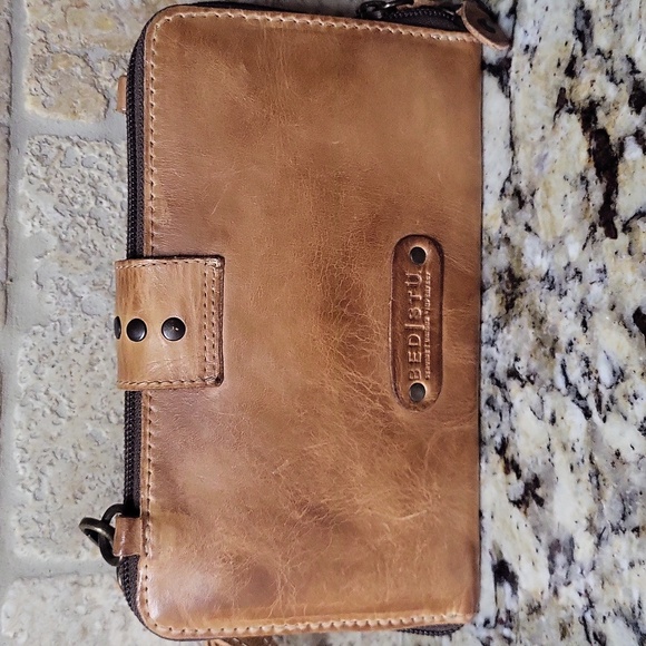 Bed Stu Flee Wallet Crossbody - Picture 6 of 12